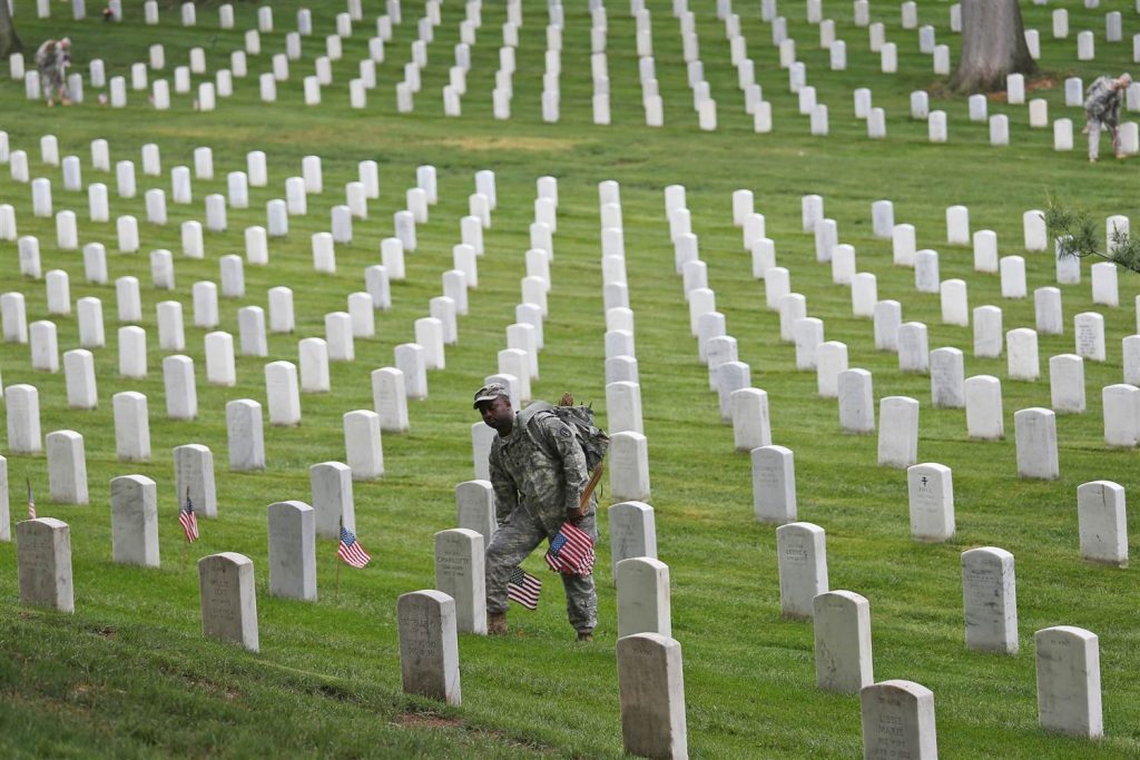 Arlington Cemetary - Memorial Day