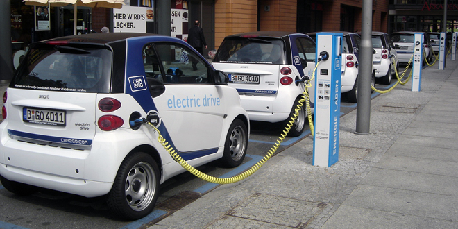 Obama Directs $4.5 Billion in U.S. Taxpayer Loan Guarantees to Speed the Adoption of Electric Vehicles Obama Directs $4.5 Billion in U.S. Taxpayer Loan Guarantees to Speed the Adoption of Electric Vehicles