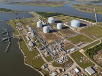 Next-Wave LNG Terminals Go Tiny to Offer Flexible Deals