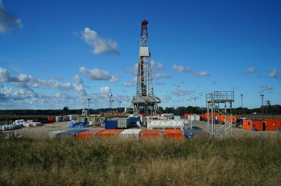 Reality Star in Texas Poised to America’s Richest Oil Mogul