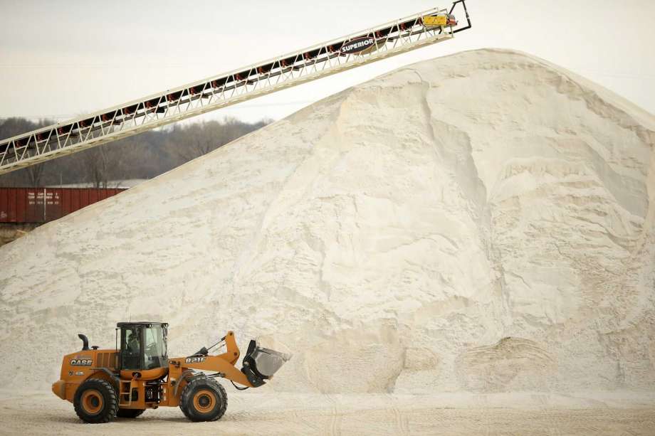 Frac sand supplier U.S. Silica raises prices on its other products- oil and gas 360