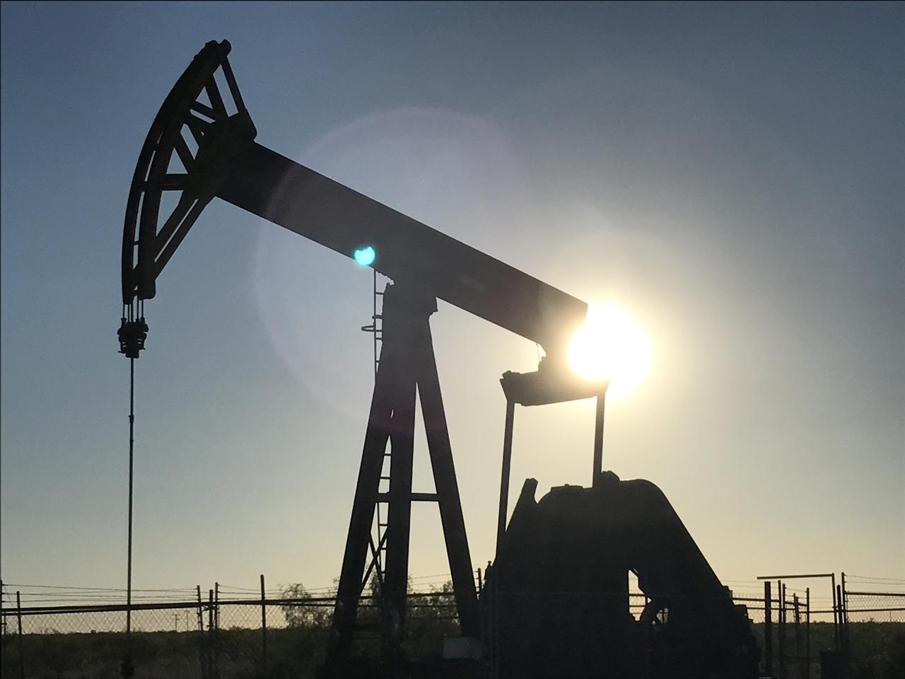 Oilfield service firms have a bearish outlook for 2020: Dallas Fed- oil and gas 360