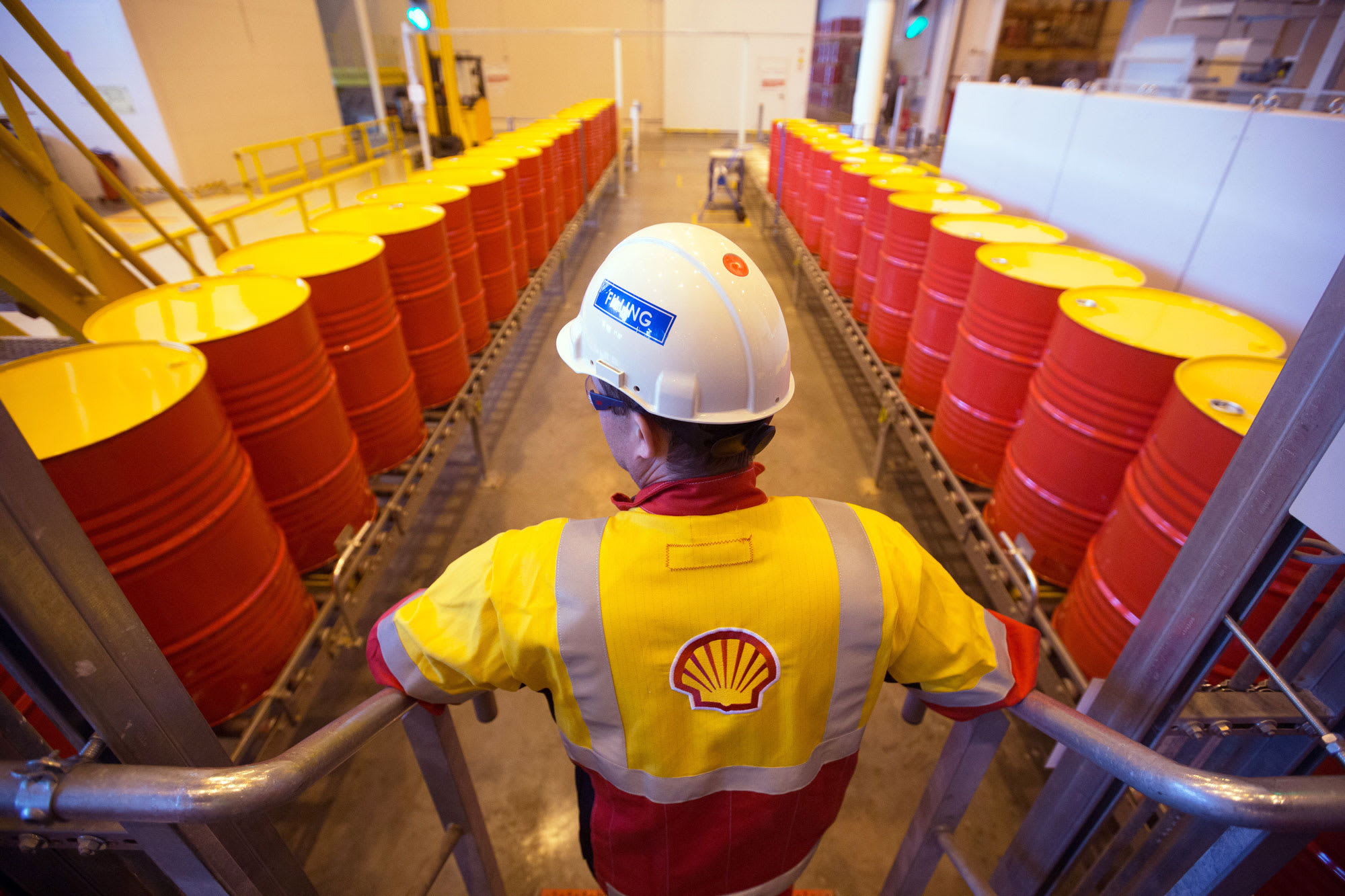 Shell shares sink as full-year net profit tumbles 23% on lower oil and gas prices- oil and gas 360