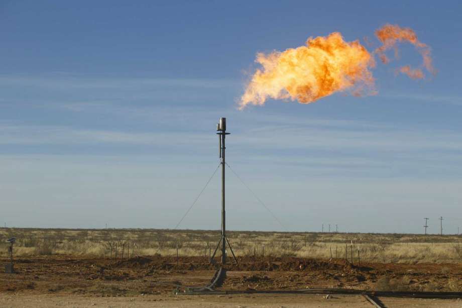 Railroad Commissioner to list best, worst oil companies flaring natural gas- oil and gas 360