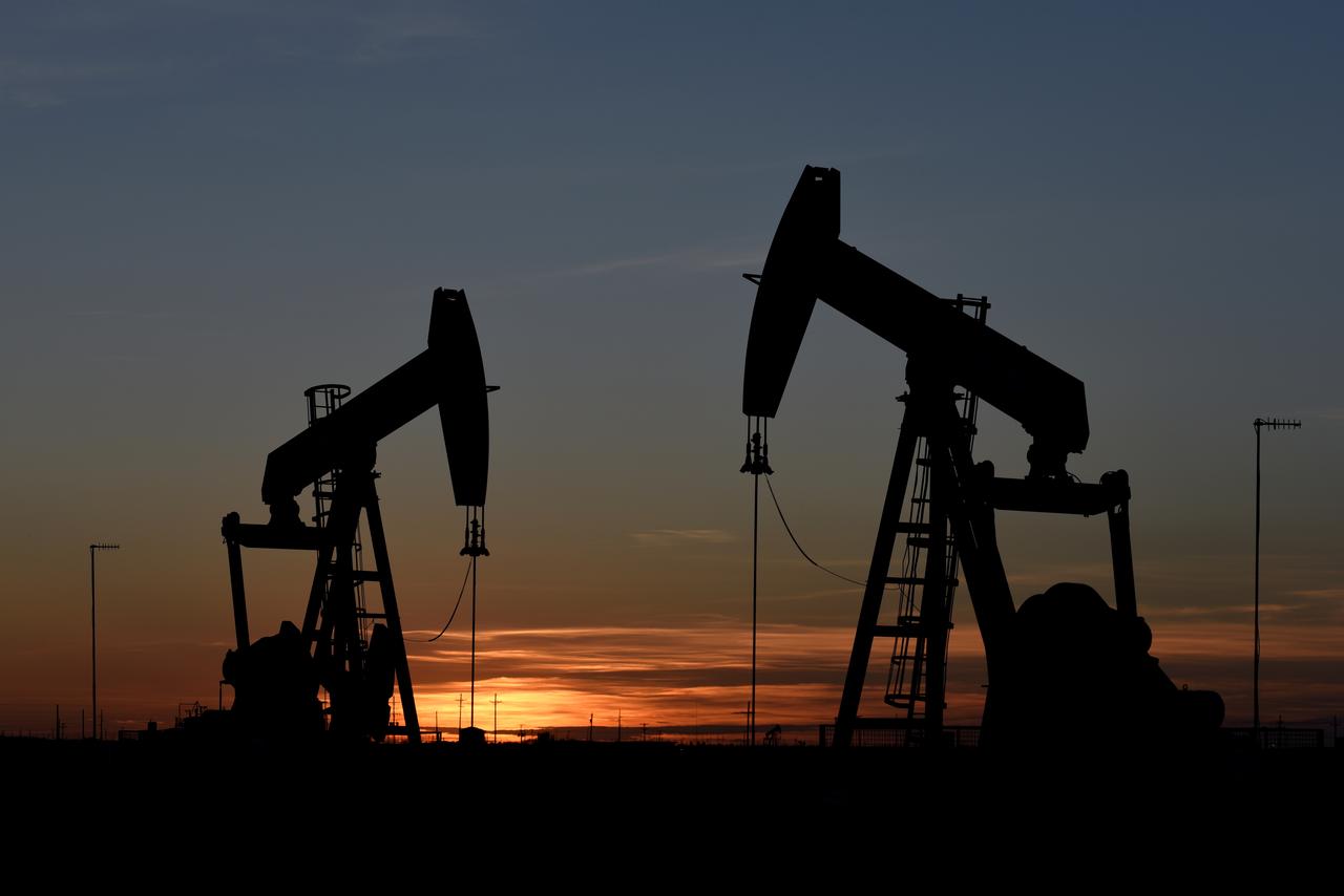 U.S. crude dips below $20 as lockdowns wipe out demand-oil and gas 360