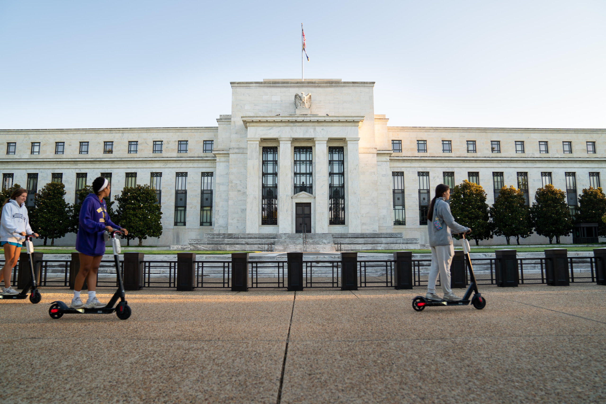 Fed raises its economic outlook slightly, sees 4.2% growth next year and 5% unemployment rate- oil and gas 360