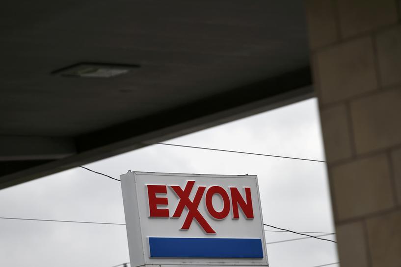 Top Exxon investors State Street, Vanguard backed activist nominees- oil and gas 360