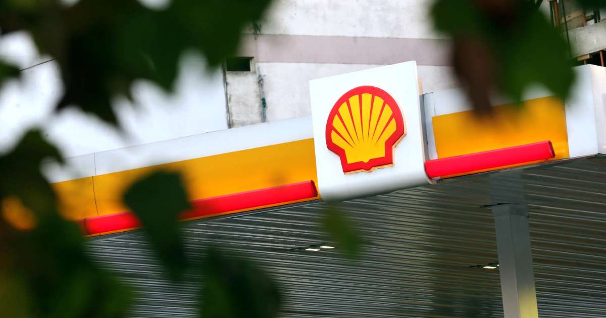 Shell weighs shut Louisiana refinery's future as Baton Rouge firm promotes bid- oil and gas 360