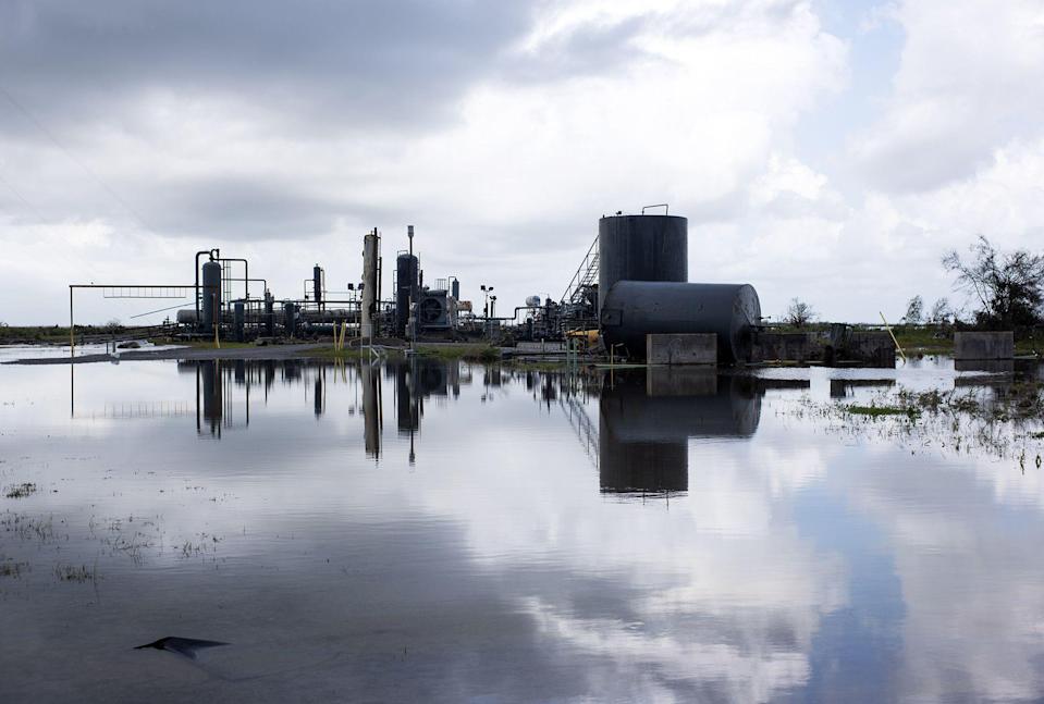 Exxon draws from U.S. Strategic Petroleum Reserve for Louisiana refinery- oil and gas 360