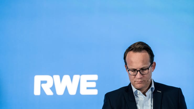 ‘No way around hydrogen’ says RWE CEO, as firm lays out plans to invest billions in renewables- oil and gas 360