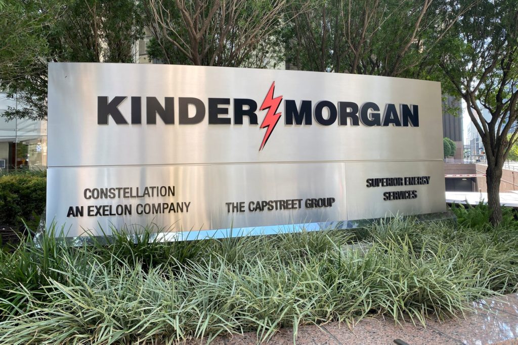 Kinder sees blast-damaged part of Arizona natgas pipe down for months- oil and gas 360