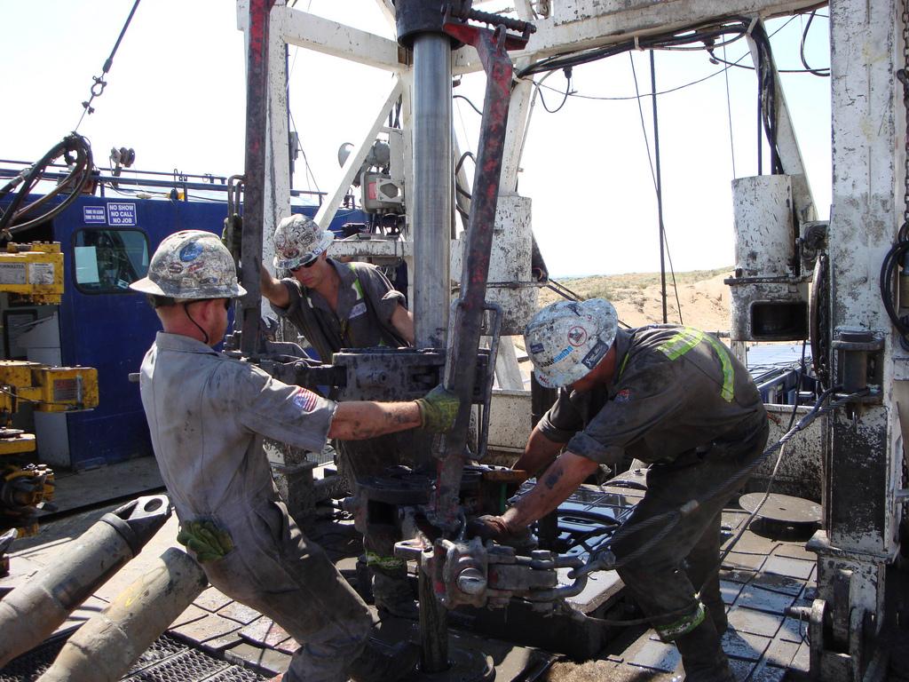 Shale drillers delaying emissions cuts from operations, says Federal Reserve- oil and gas 360