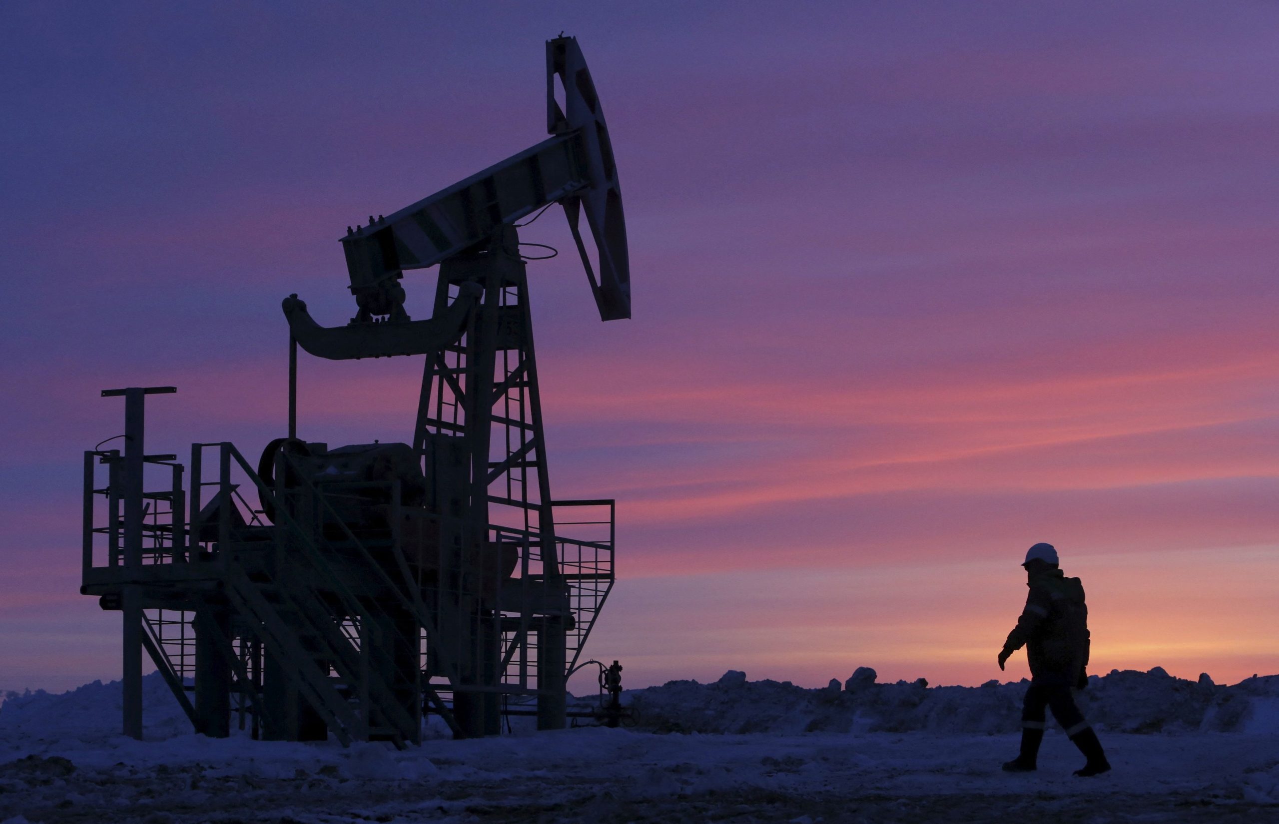 Oil rises on Russian oil production constraints Oil & Gas 360