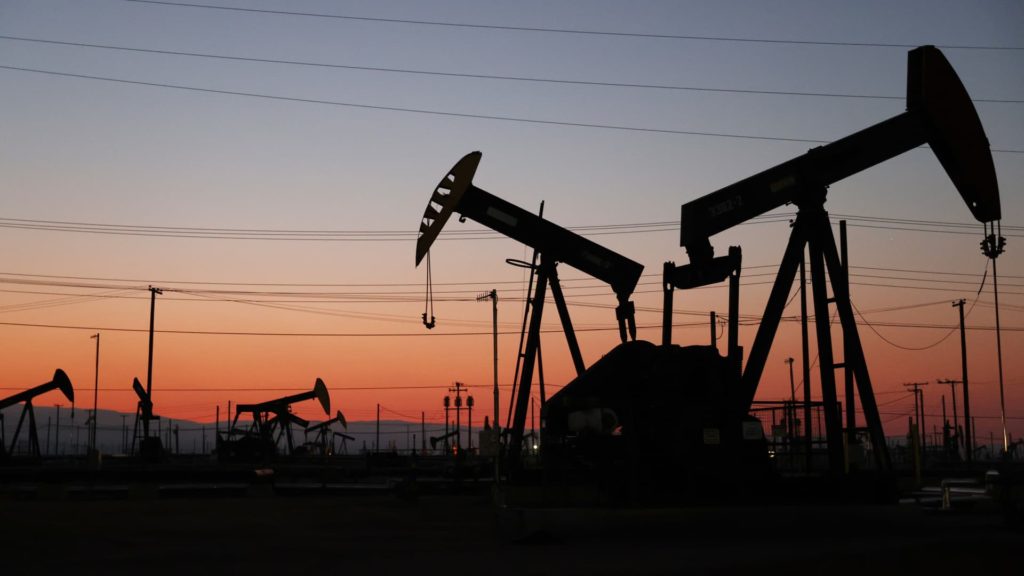 Oil falls on Beijing's COVID-19 warning, inflation worries-oil and gas 360