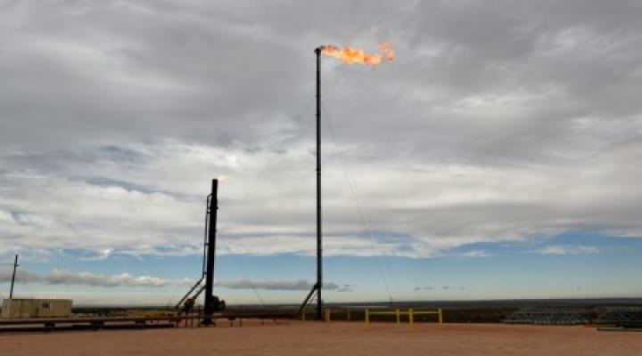 U.S. natural gas futures hold at 3 month low on milder weather forecasts- oil and gas 360