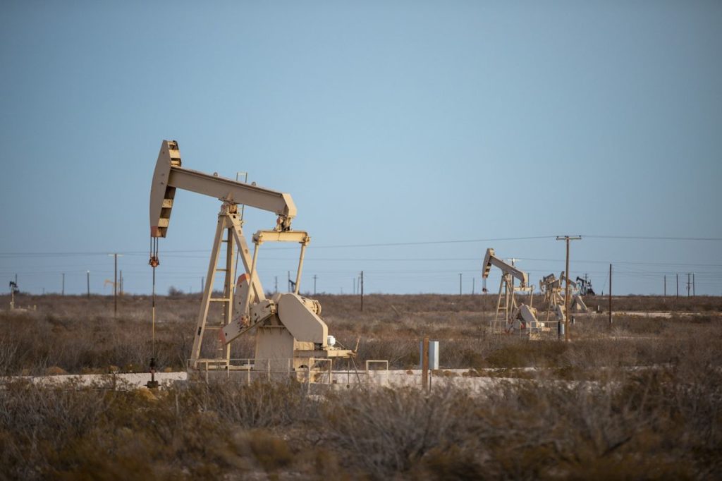US sees oil growth slowing in 2023, falling short of record- oil and gas 360