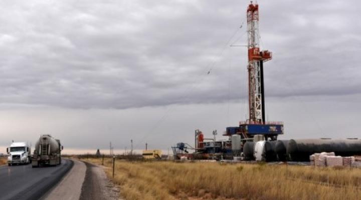 GRAPHIC-Oil hedge funds' highs and lows as geopolitics cloud outlook- oil and gas 360