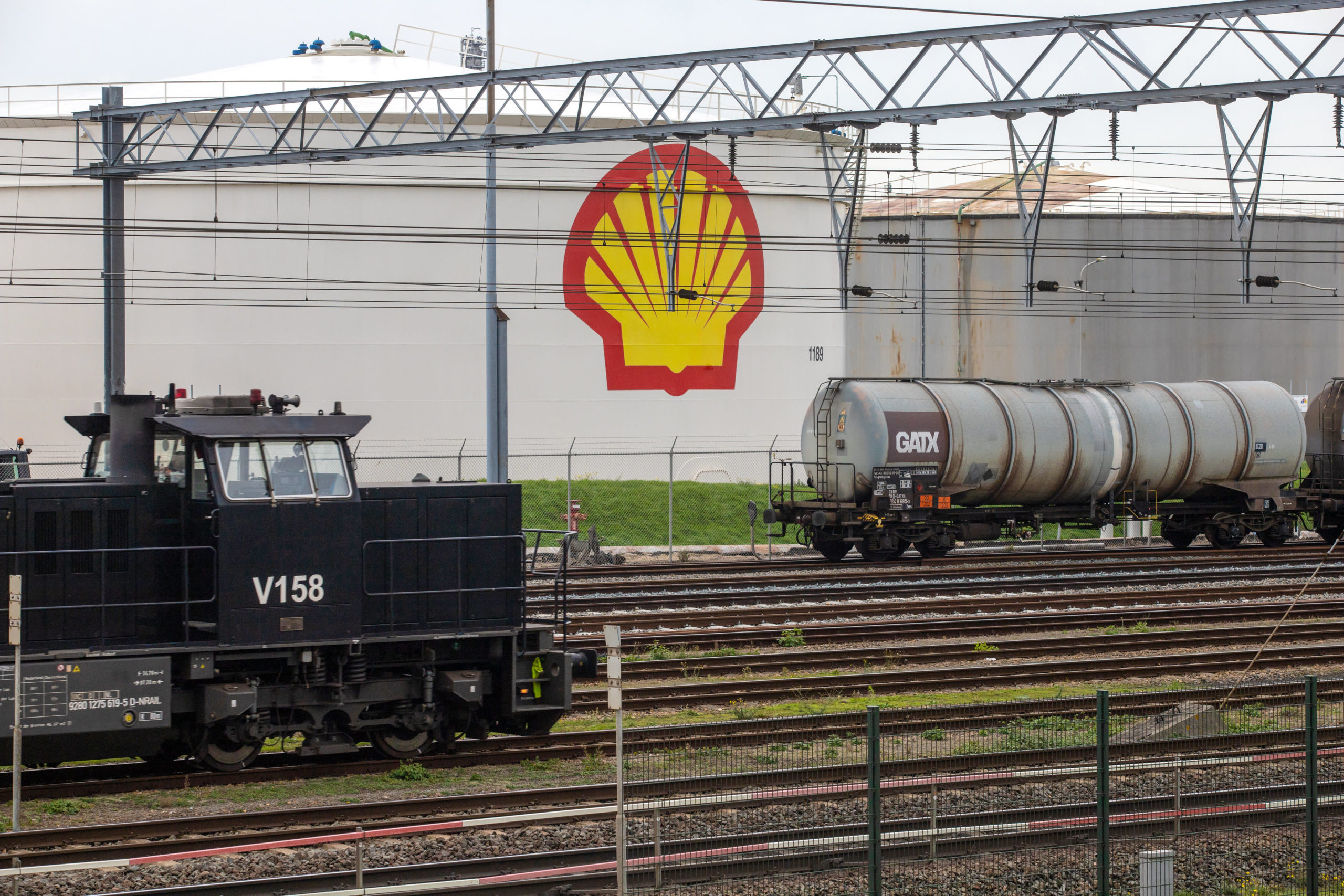 Oil & Gas 360Shell to take $2 billion fourth-quarter tax hit after new EU, UK levies - Vimarsana News