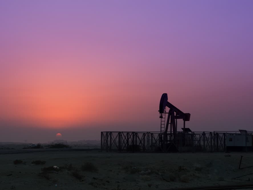 The U.S. will be dependent on oil for far more than a decade- oil and gas 360