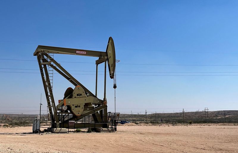 Oil hedge funds place their bets on heat-fueled hurricane season- oil and gas 360