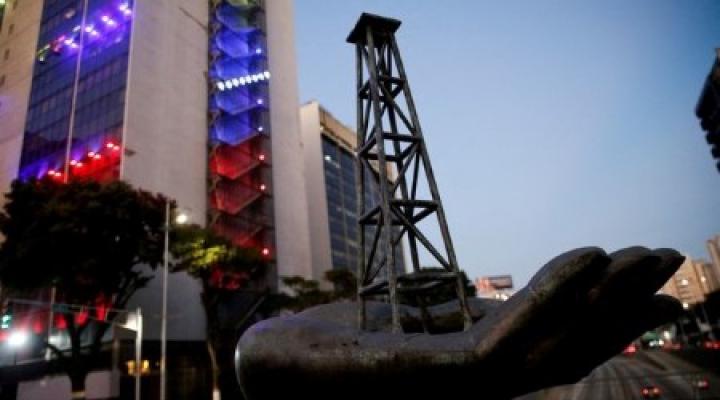 Venezuela pursuing former oil clients after US sanctions lift- oil and gas 360