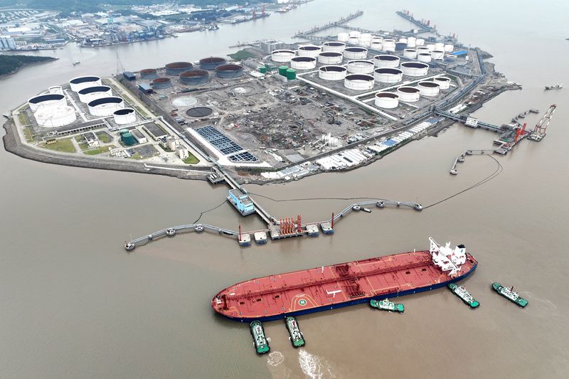 Oil prices up 1% on bigger-than-expected US storage withdrawal- oil and gas 360