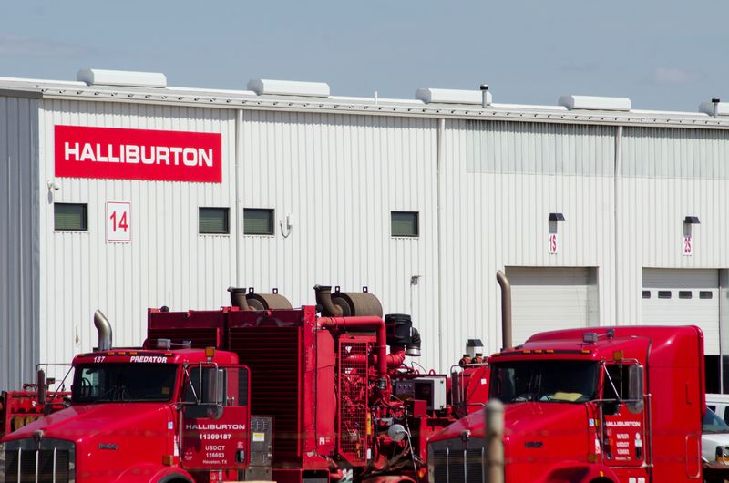 Halliburton announces fourth quarter 2023 results and increases