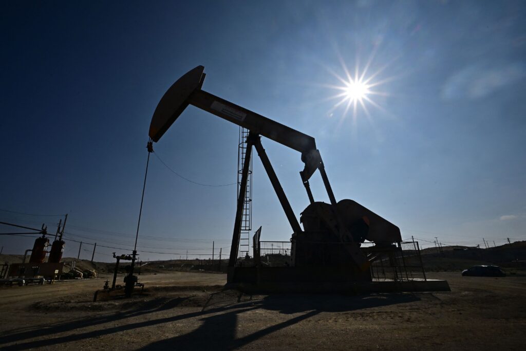 Oil trades steady as Ukraine peace talks counter supply disruptions- oil and gas 360