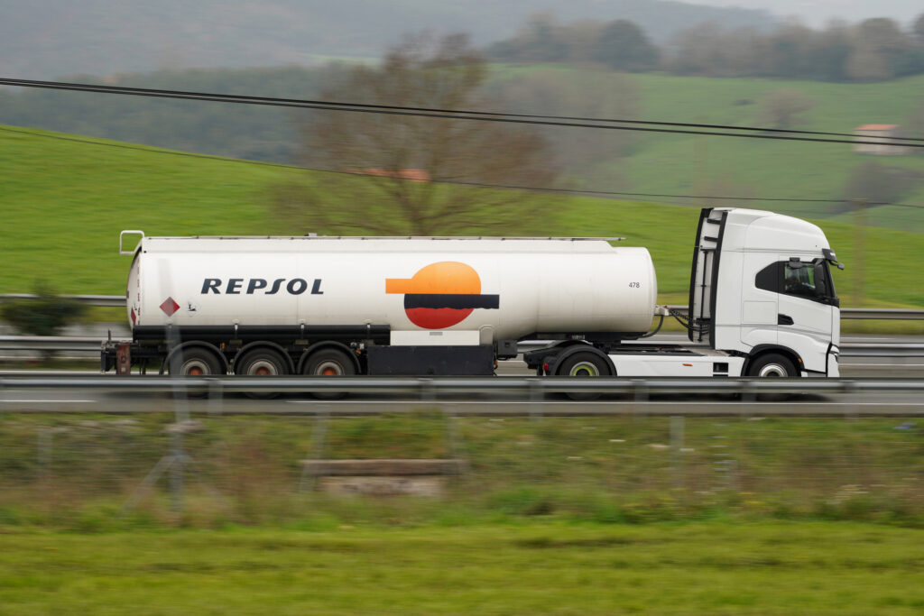 Washington tells Repsol its license in Venezuela to be revoked- oil and gas 360