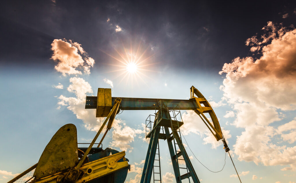 Oil set to close week stable as investors mull path to Ukraine ceasefire- oil and gas 360