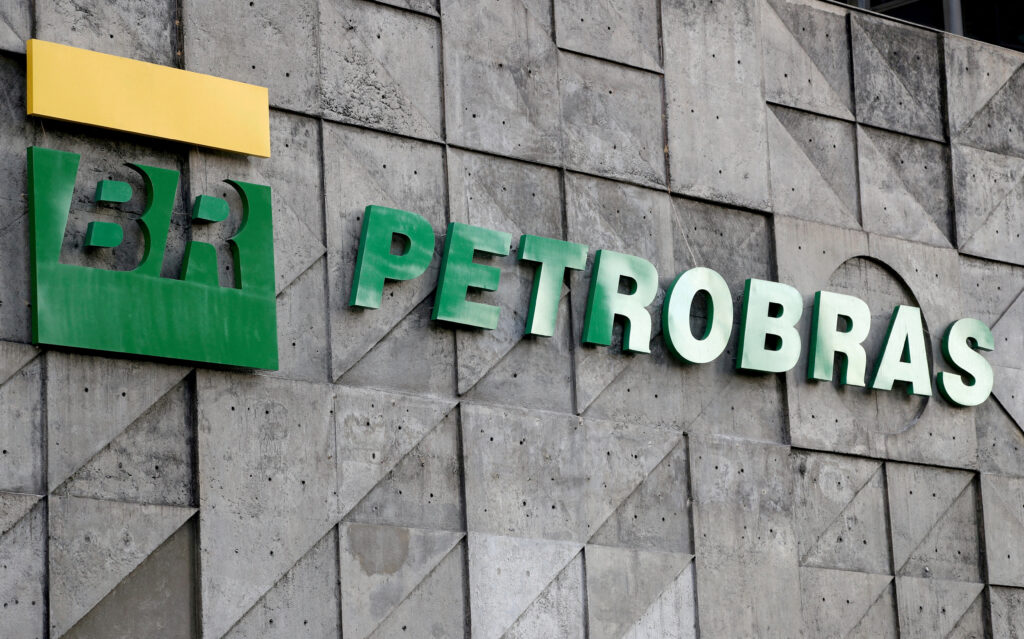 Petrobras trims $109 billion capex plan as lower oil prices pressure dividends- oil and gas 360