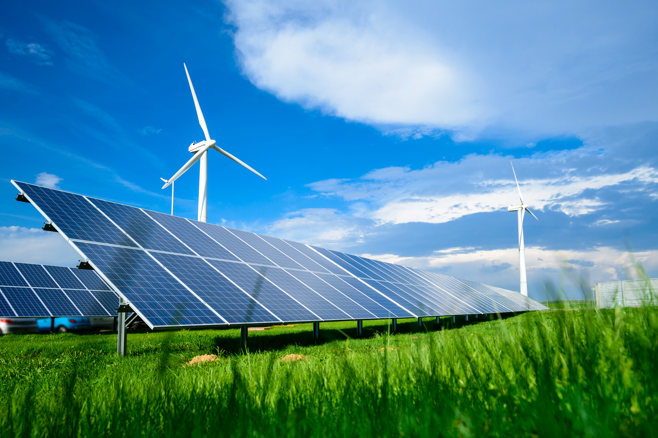TotalEnergies eyes 0M+ stake sales in European solar and wind portfolio TotalEnergies eyes 0M+ stake sales in European solar and wind portfolio