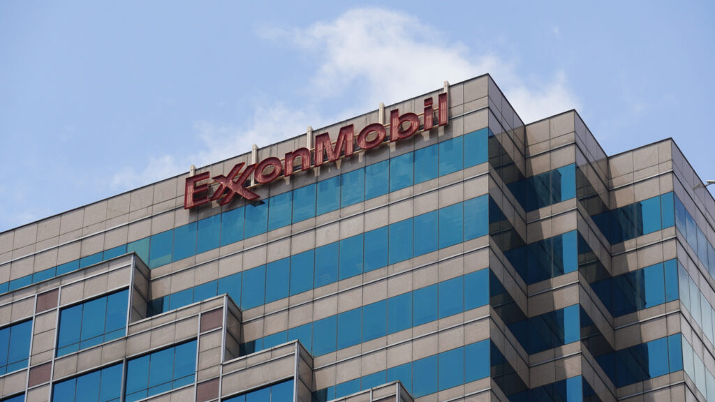 ExxonMobil announces planned effective date for move to Texas- oil and gas 360