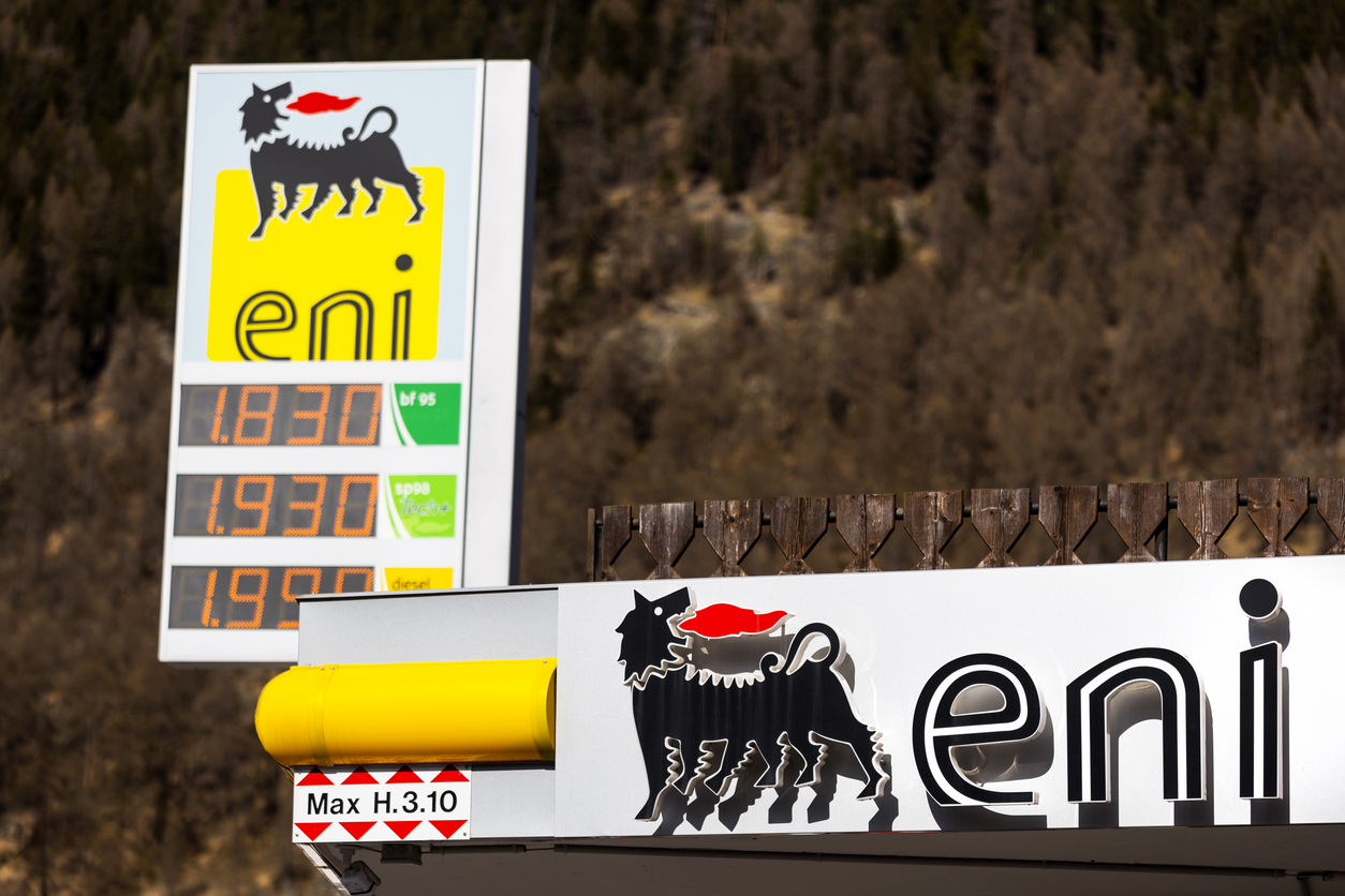 Eni forms trading venture with Mercuria to boost commodity profits Eni forms trading venture with Mercuria to boost commodity profits
