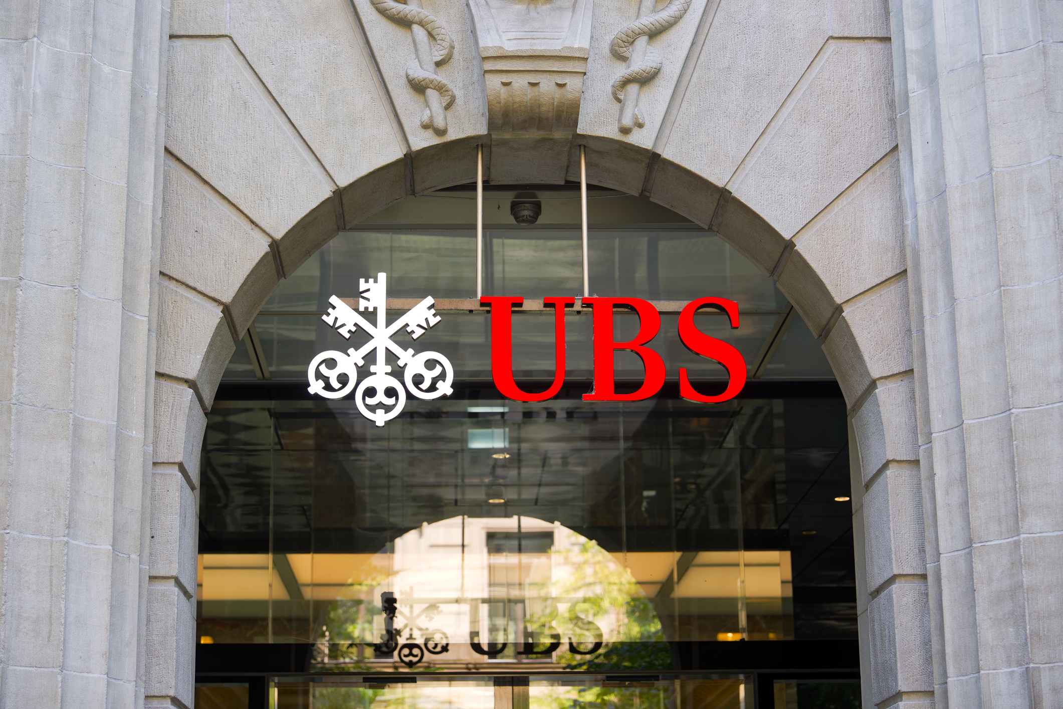 UBS cuts 2026-27 oil price forecasts as Hormuz flows recover- oil and gas 360