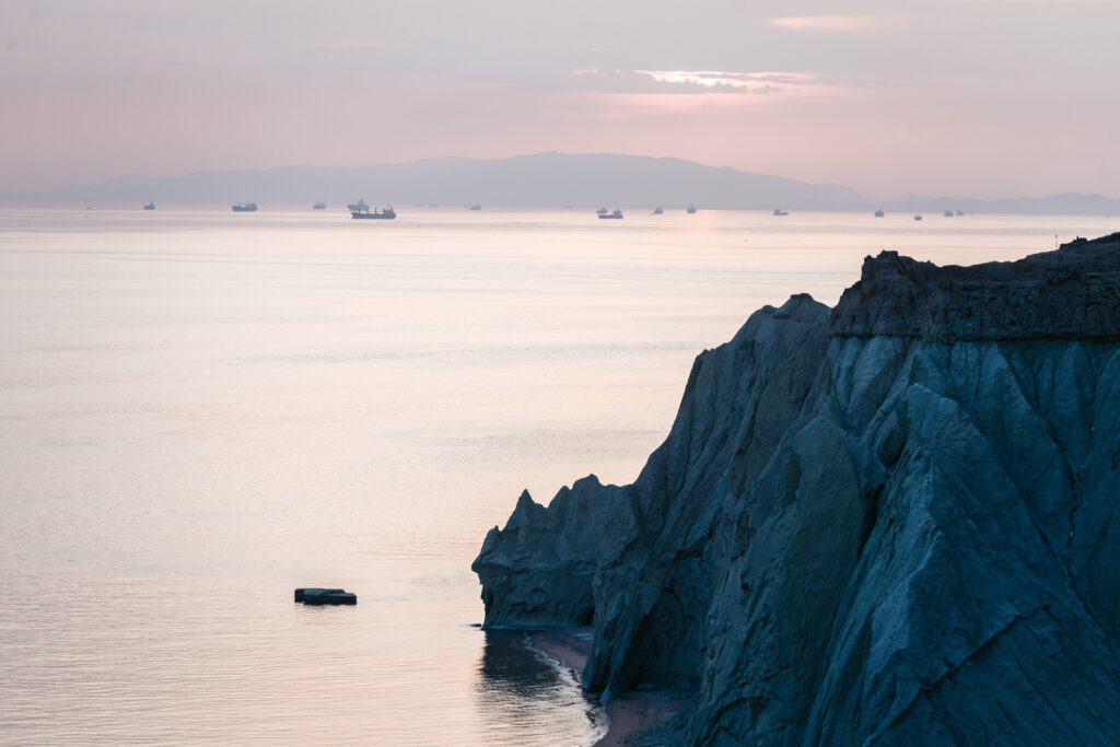 Commodity vessel transits through Strait of Hormuz hit three-month low, data shows- oil and gas 360