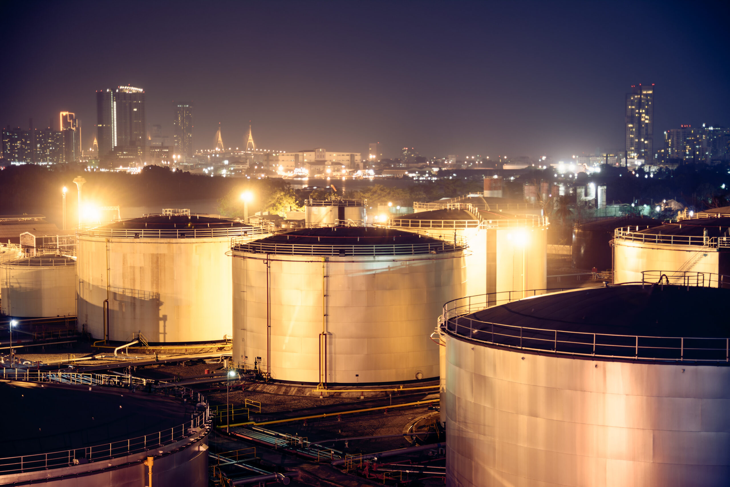 Asian refiners buy more US crude as Hormuz remains blocked, traders say - oil and gas 360